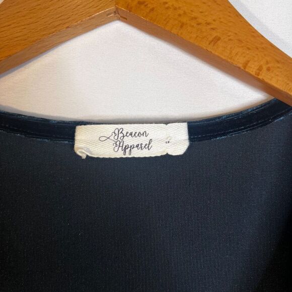 Beacon Apparel Green Velvet Faux Wrap w/ Ring Vneck Blouse Size 2X - Picture 9 of 12